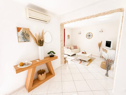 Successful Airbnb property: Pool villa70m2, 2 bedrooms. 5 minutes the sea, 6p in Ghisonaccia