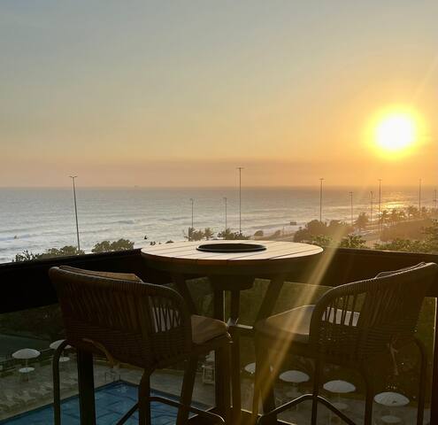 Luxuoso apartamento vista mar, 3 quartos Barrabela