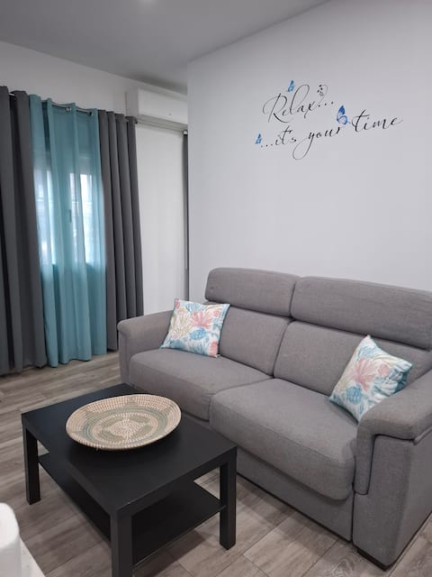 Popular Airbnb listing: La Biznaga Premium Apartment LA in La Princesa