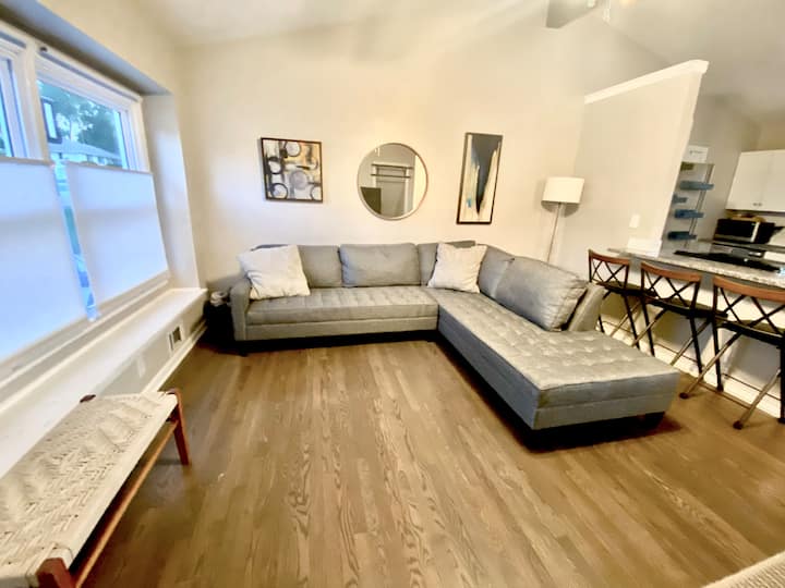 Peaceful, Clean, 3bed/ 2ba W/yard! Family Friendly - Gladstone, MO