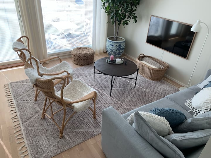 Beautiful 2-bedroom Flat Close To Everything - Hanko