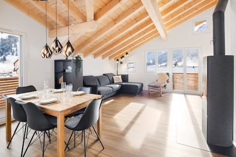 Chuenislodge2: 5min-Ski lift | 2 Balconies | EV charging