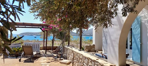 Successful Airbnb property: Gio st Gio apartment 1 Antiparos St.Giorgio in Δήμος Αντιπάρου