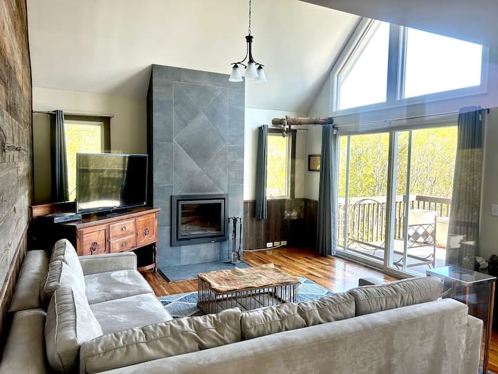 Sag Harbor Island View Drive House With Pool - Sag Harbor, NY