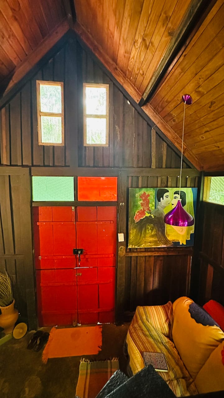 Cabana Juçara, Floresta Viva
Alto Penedo - Rj - Penedo