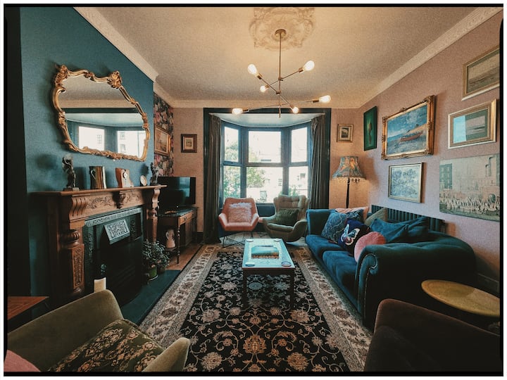 Cloud 9 🦚
Homely & Happy 😊
Near The Beach 🌊🐟🌞 - イギリス