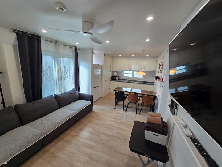 ෆ Elevator&terrace 3room&2bath 5min Hongik Stn - South Korea