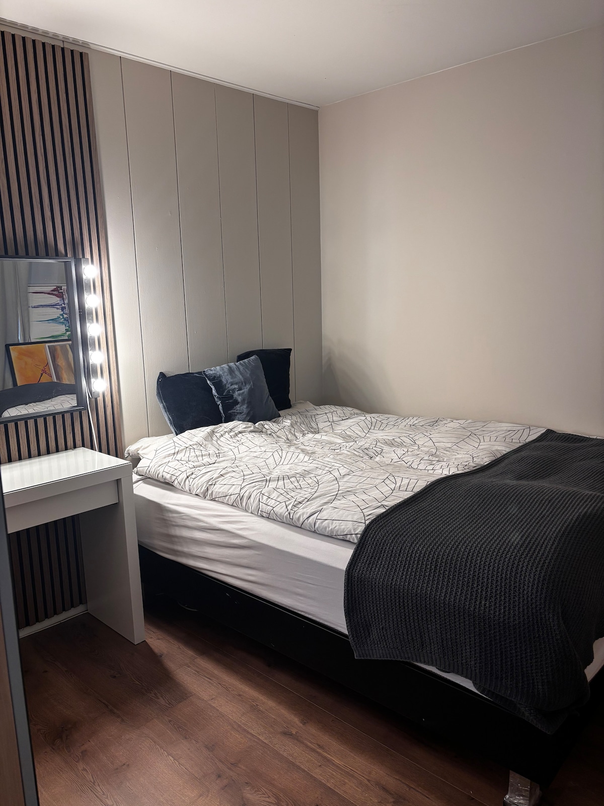 غرفة النوم 2