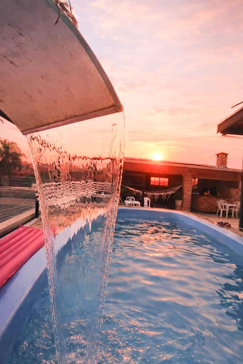 Nice house with swimming pool. Close to Holambra