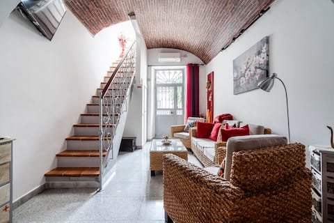 Airbnb em destaque: Casa Teresa — city house with sea view em Olhão