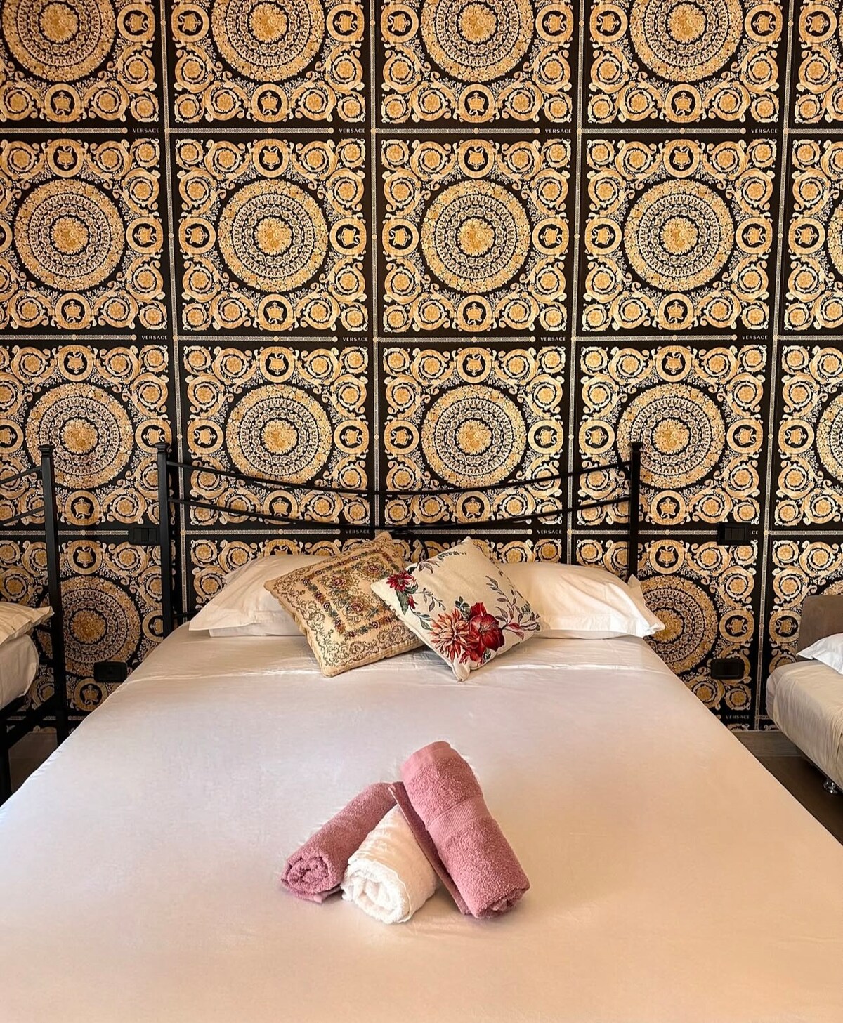 chumba cha kulala, kitanda cha watu wawili, fleti ya kulia