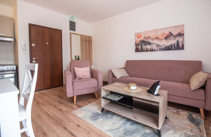 Apartman 2 — enterijer