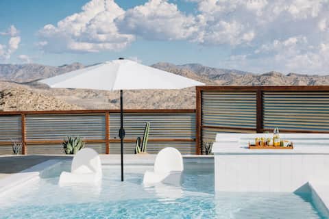 Saltwater Pool/Spa | VIEWS | Firepit | Style | EV