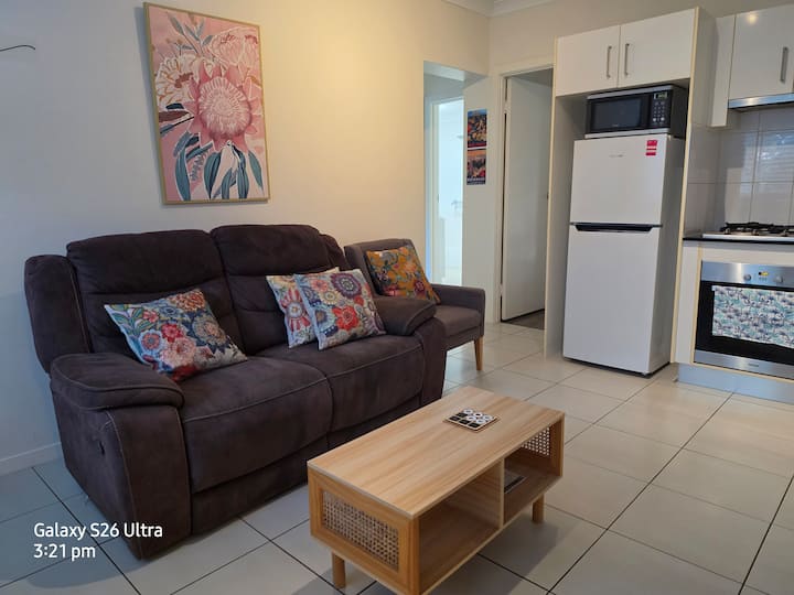 Pets & Family. Comfy & Bright.
Relax. - Brisbane