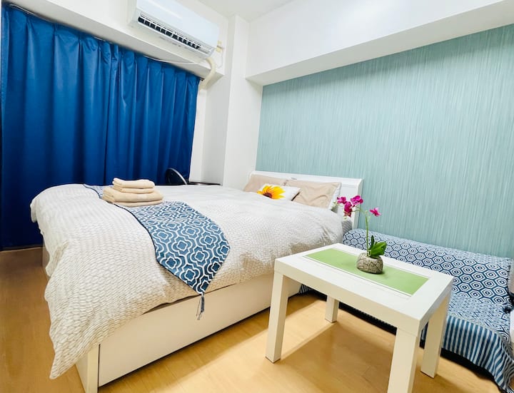 C76 * JR Yamanote Line Ikebukuro Station 6 minutes, shopping district & Aquarium in front of you (Free WiFi)