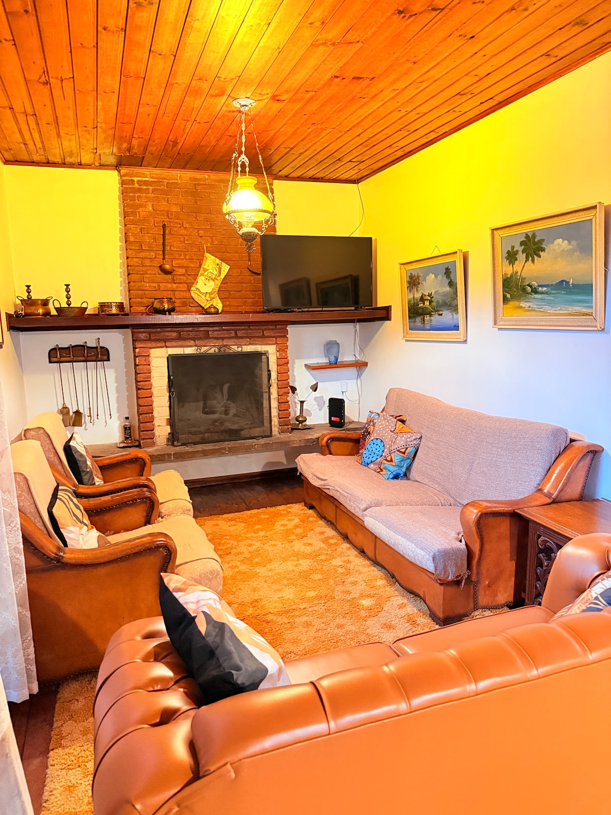 Popular Airbnb listing: "Casa da vovó" in Campos do Jordão. in Campos Do Jordão