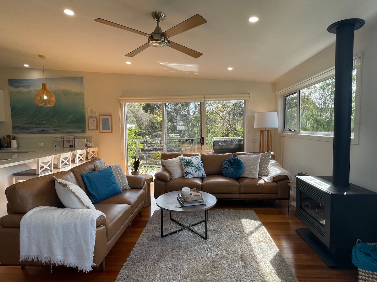 Top Airbnb: Ocean Blvd Beach House with games room in Jan Juc