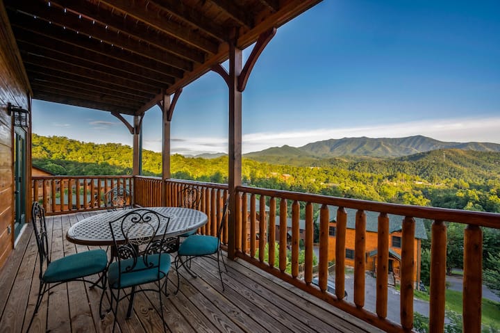 For Spacious Skies - Gatlinburg, TN