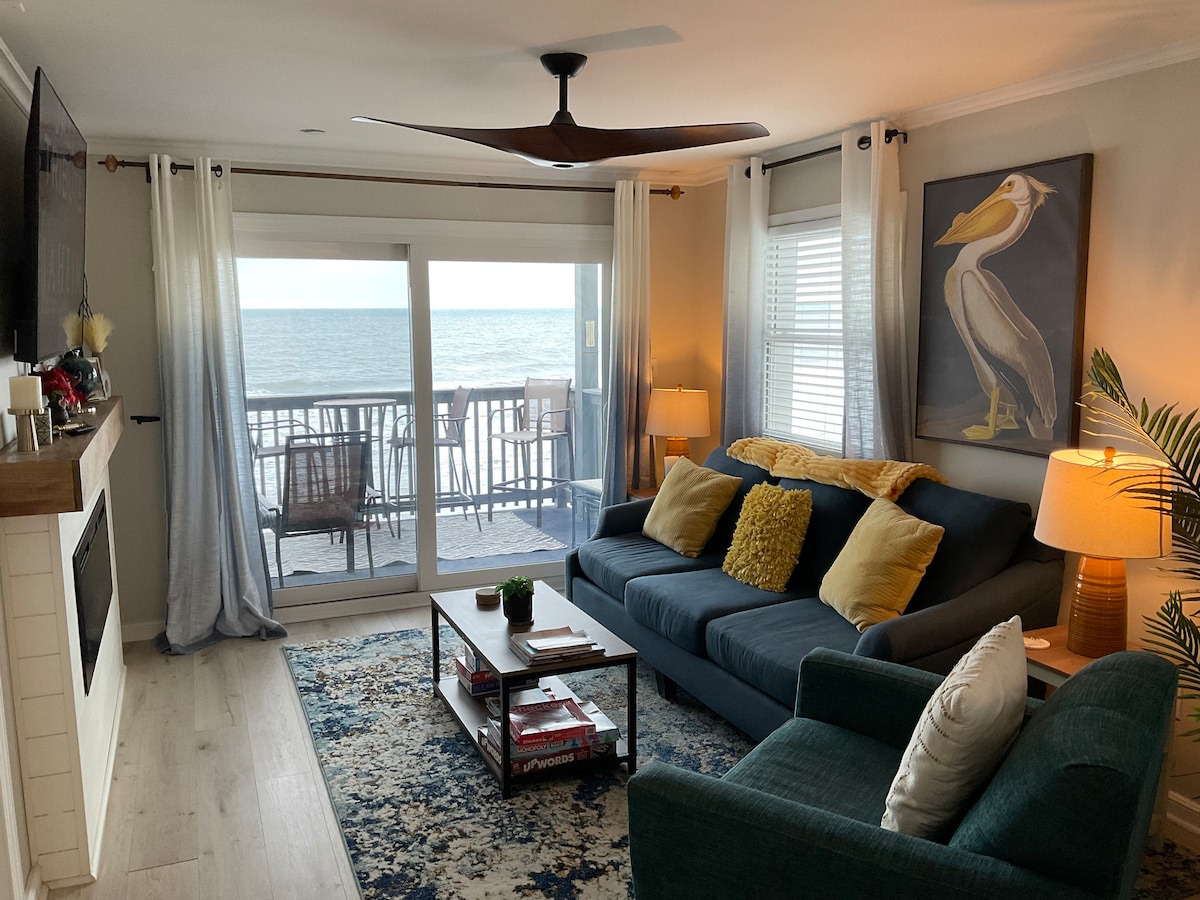 Popular Airbnb listing: Oceanfront Updated Murrells Inlet CONDO fireplace in Myrtle Beach / Conway