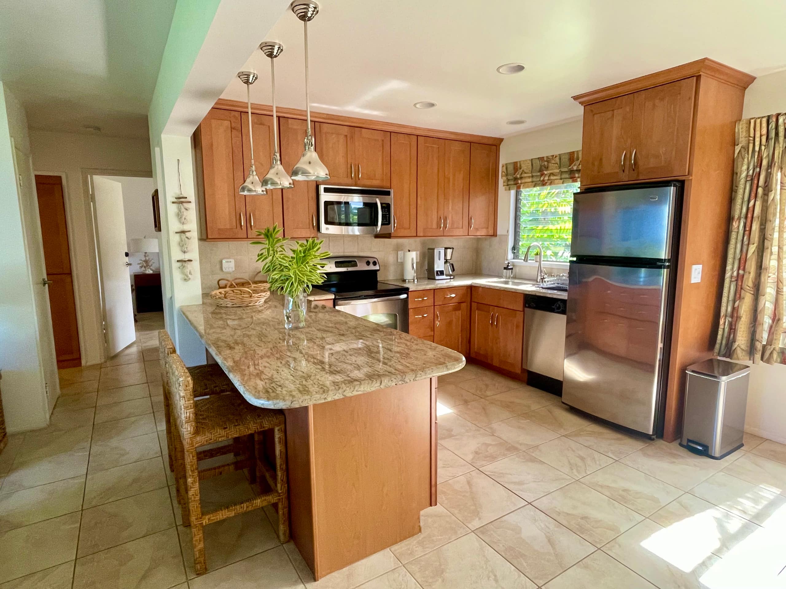 Lovely 1 Bedroom Condo with Garden and Ocean Views - Photo 7