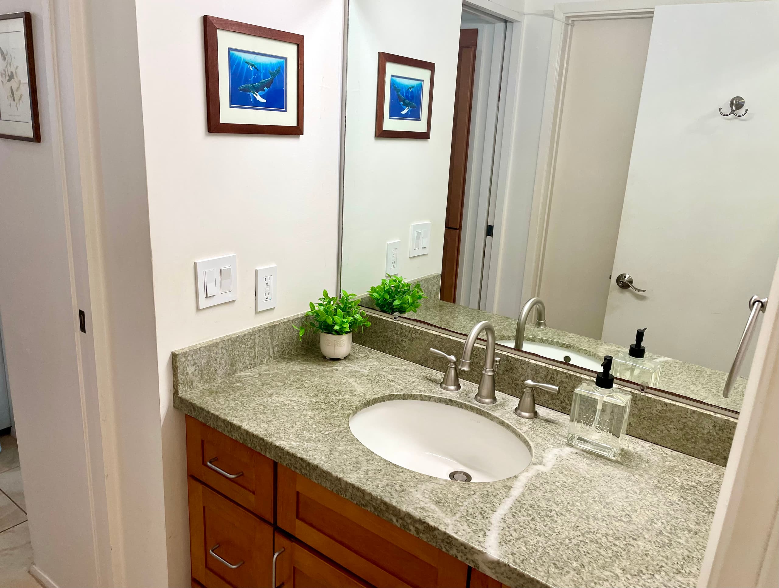 Lovely 1 Bedroom Condo with Garden and Ocean Views - Photo 30