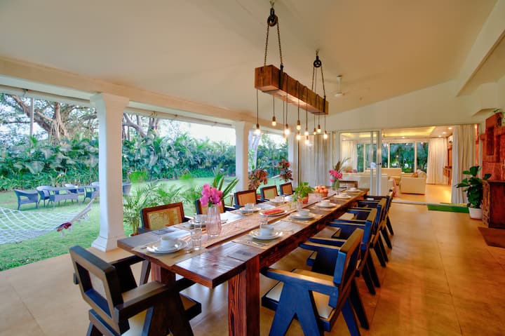 Dining area image 3