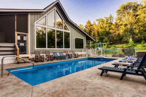 4th Night FREE ! Heated Pool • Sauna • Firepit