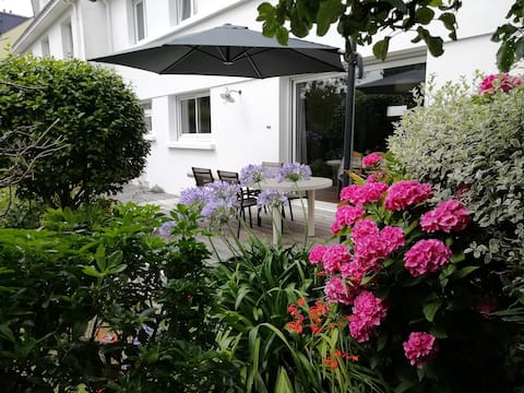 Welcome to the 3* family home