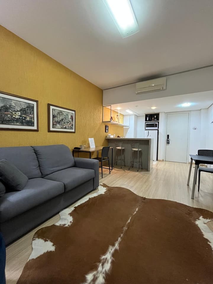Flat Encantador, Excelente Localização. - Novo Hamburgo