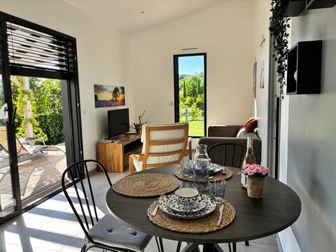 Top Airbnb: Cottage in the Luberon in Apt