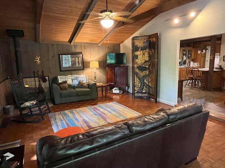Remote Cabin On Talladega Creek. Near Cheaha Mt. - Talladega, AL