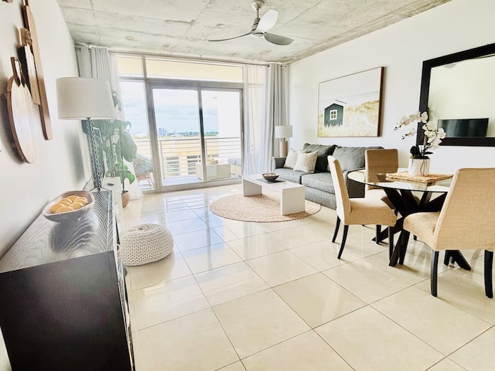 Chic Midtown Lge 1 Br | Free Parkg | Rooftop Pool - Miami, FL