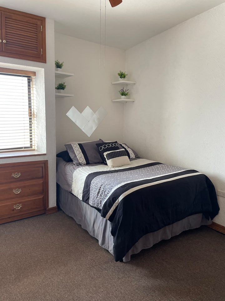 غرفة النوم 2