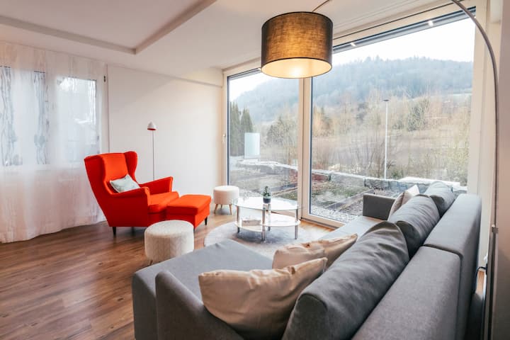 Tolle, Neue Wohnung Am Stadtrand Mit Parkplatz - Lucerne