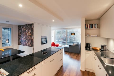 Great, new apartment on the outskirts with parking