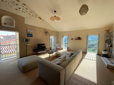 Rooftop village house & patio in Balagne