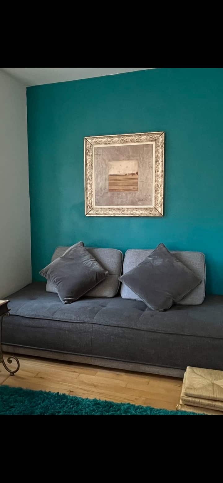 Montreal 2+1 Bedroom  + Mezzanine + Mountain View - Montreal