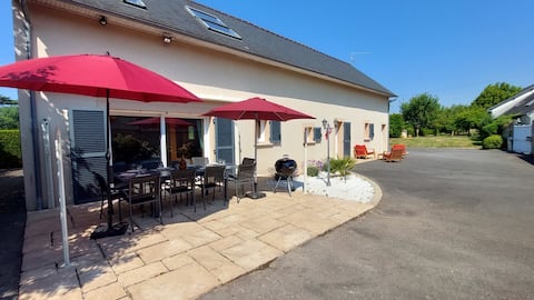 Villa Le So Art – Family, Games & Sea 2 min away!