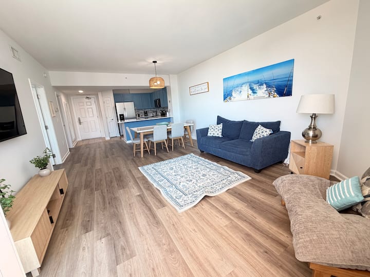 Renovated Oceanview Paradise~10 Min Walk To Beach~ - Destin, FL