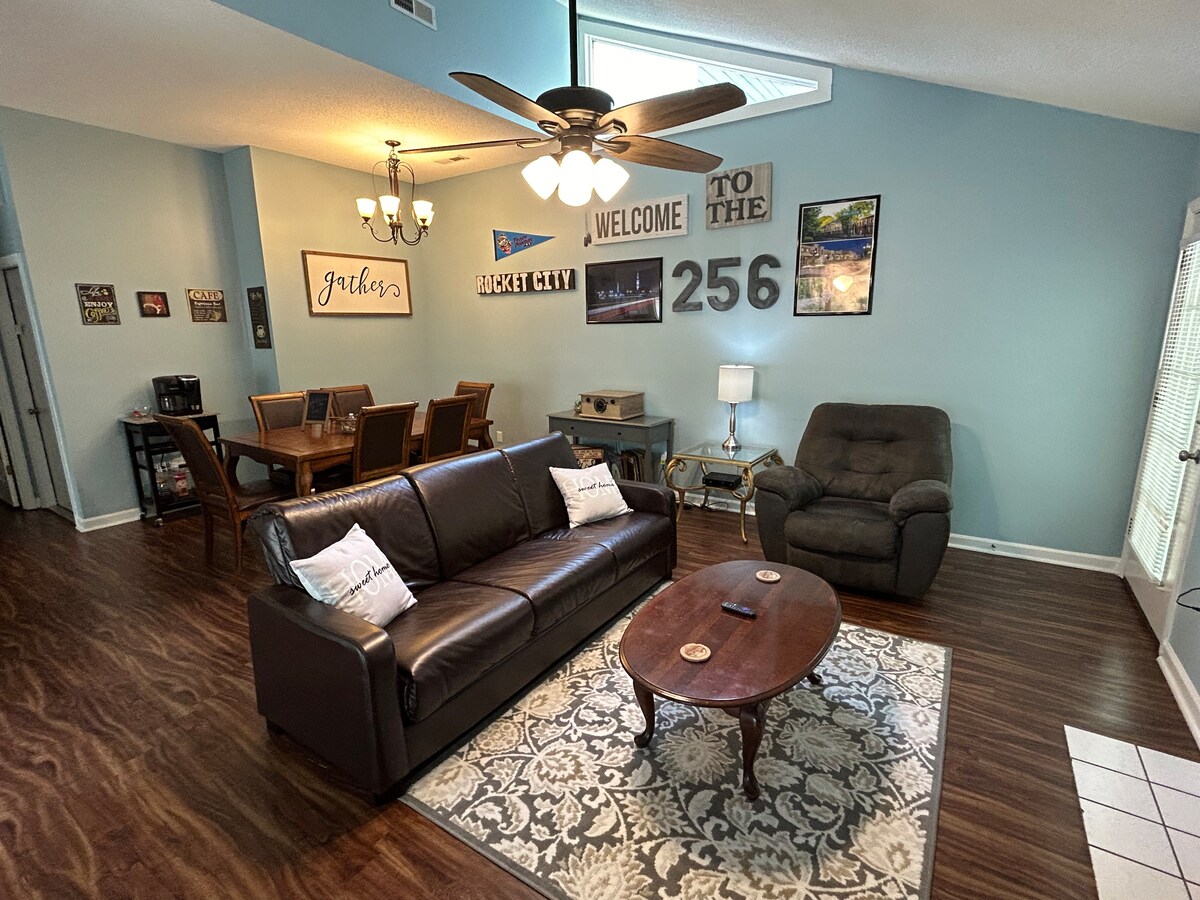 Top performing Airbnb: Huntsville-Madison Line in Huntsville