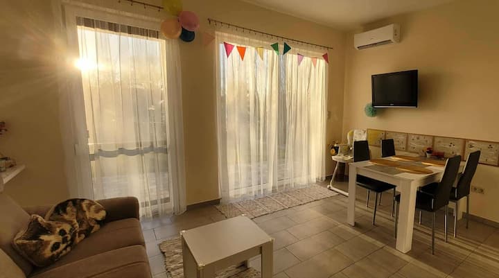 Happybee Apartman Csendes, Balatoni Házikó - Vonyarcvashegy