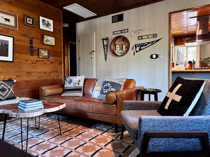 Wanderwild- Cozy Cabin In The Woods, Cedar Hot Tub - Idyllwild-Pine Cove, CA