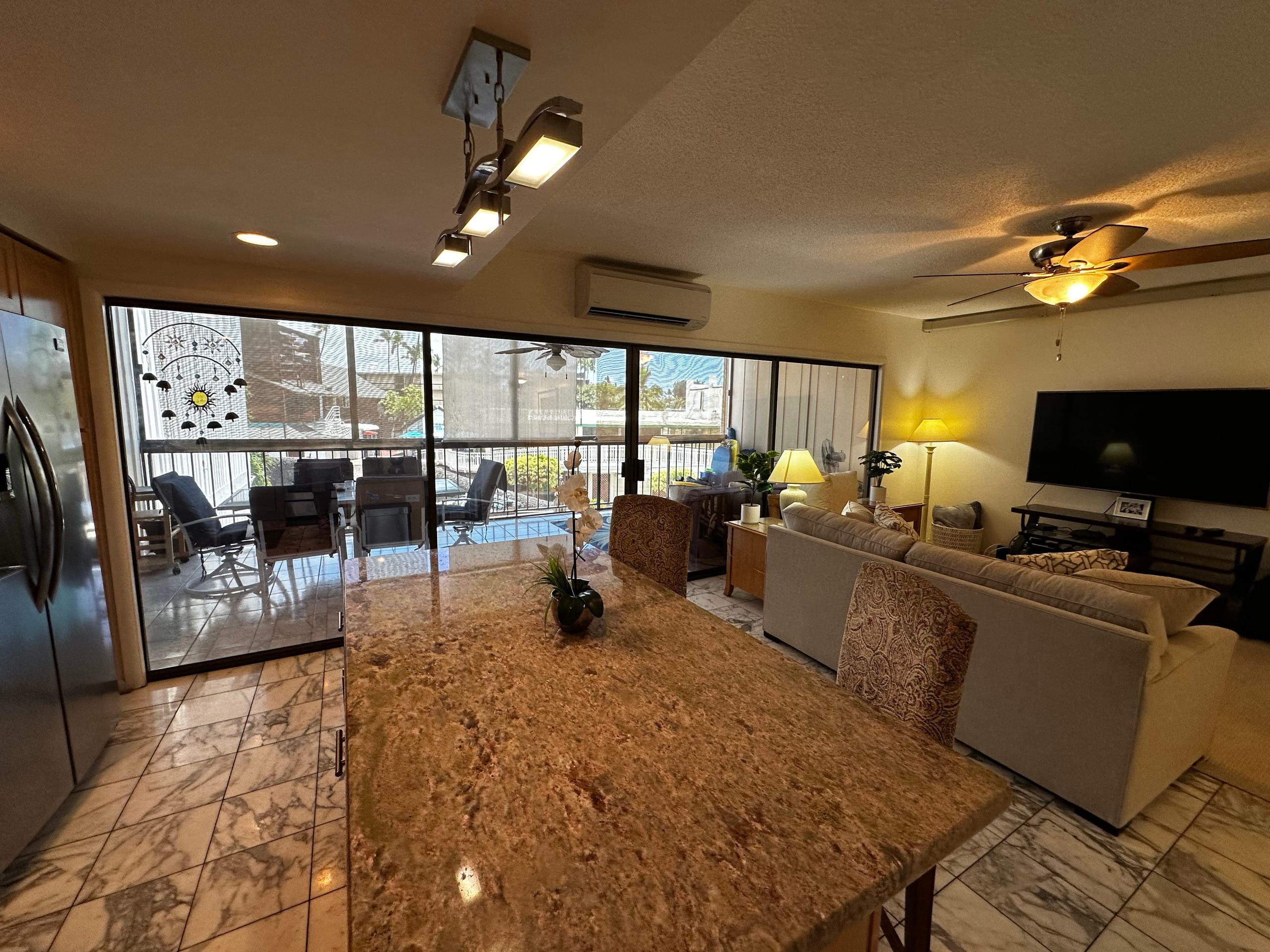 Condo in Kailua-Kona · ★4.92 · 2 bedrooms · 3 beds · 2 baths - Image 8