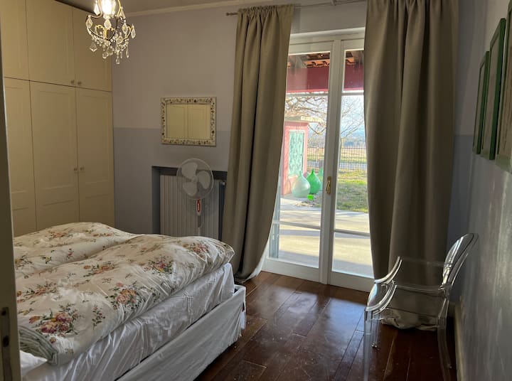 საძინებელი 4