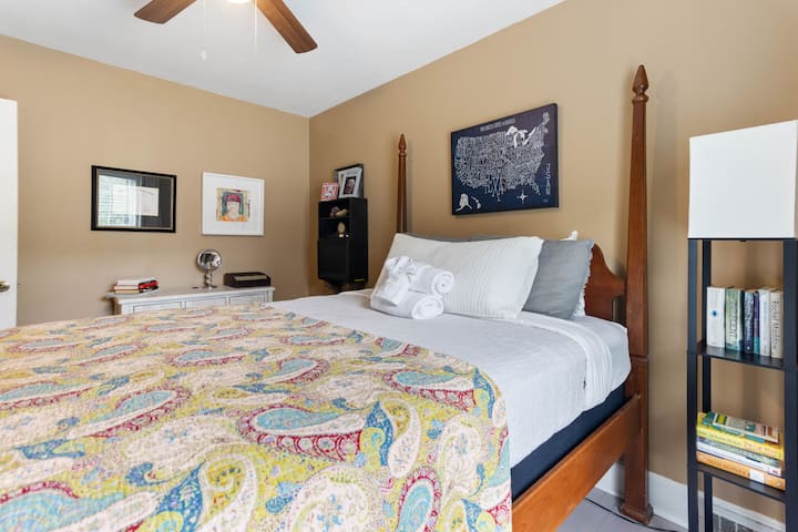 Cozy second bedroom at Hunsucker's Place — ideal for families visiting UNCG or Cone Health Greensboro NC