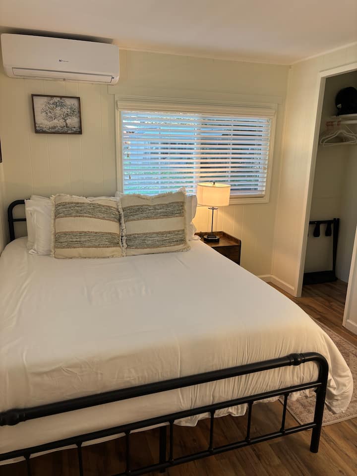 საძინებელი 1