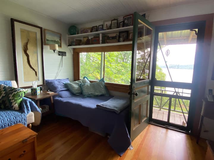 Rice Heritage Cottage, Cayuga Lakefront - Taughannock Falls State Park, Trumansburg