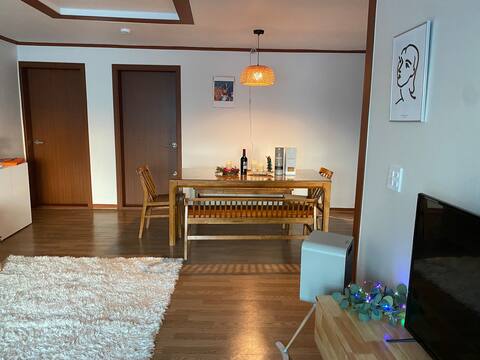 4 rooms in front of the sea in Anmyeon-do 4 toilets 4 beaches on foot Large family pension Recommend