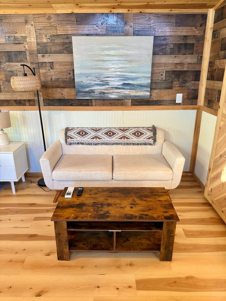 Hickory Hilltop Hideaway • Sauna • 15 To Avl - Asheville, NC