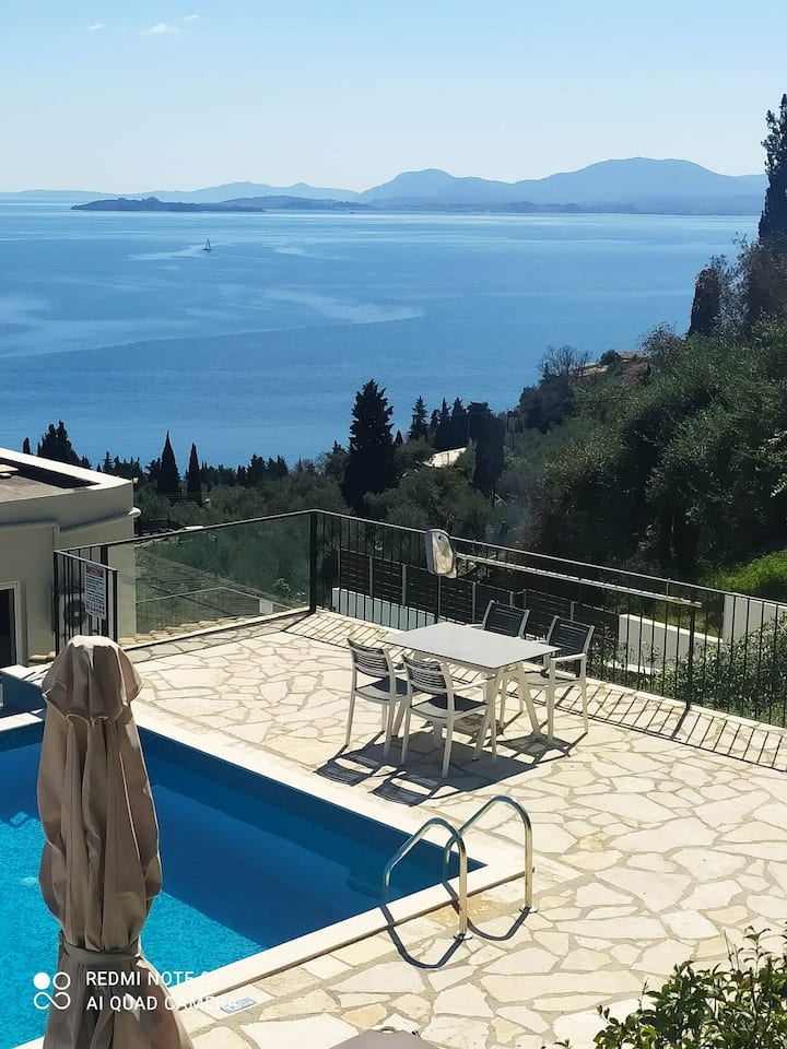 Zeus 1 Private Pool Apartment - Korfu